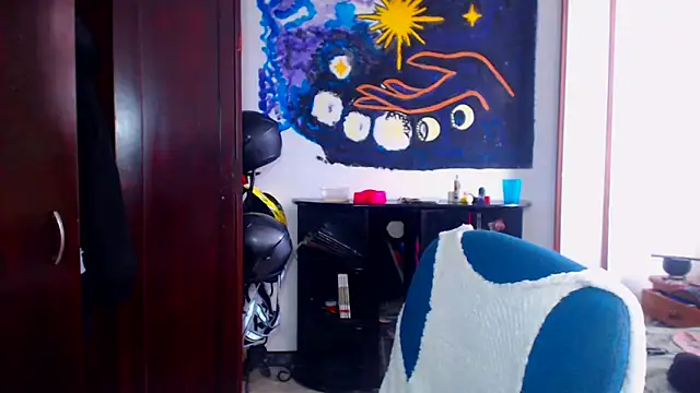 AmaraRoberts420 online show from 3, 4, 2026