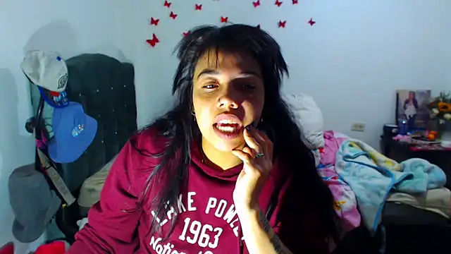 AmaraRoberts420 online show from 21, 9, 2025