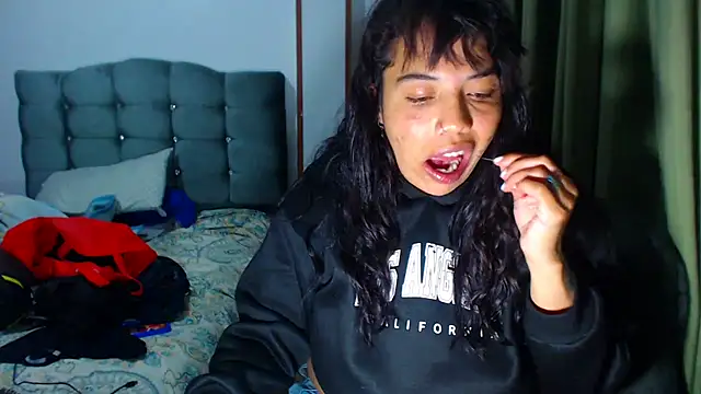 AmaraRoberts420 online show from 14, 1, 2026