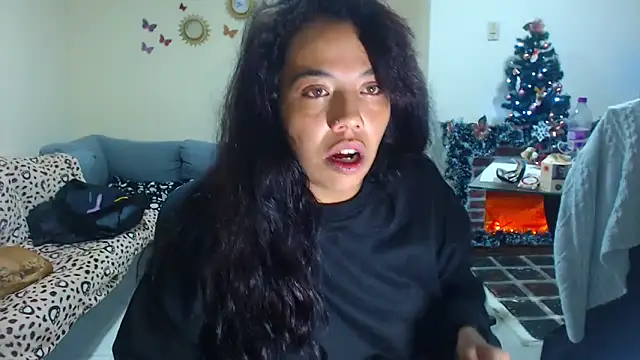 AmaraRoberts420 online show from 22, 12, 2025