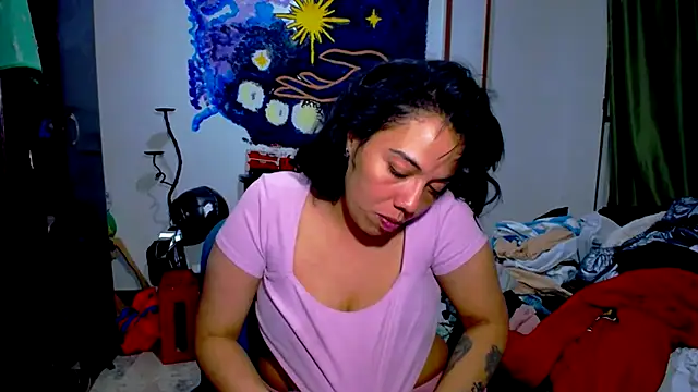 AmaraRoberts420 online show from 15, 5, 2026