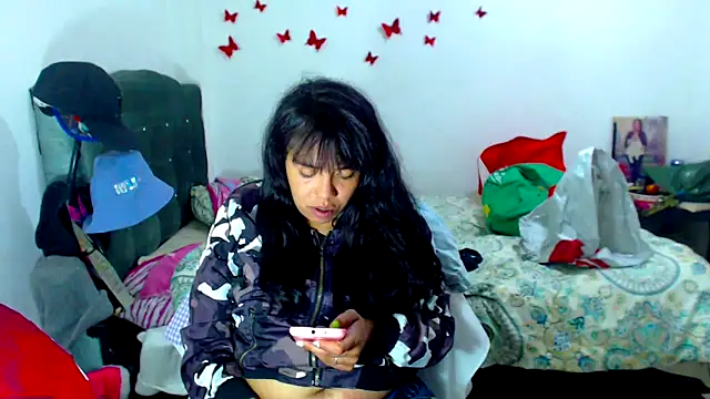 AmaraRoberts420 online show from 18, 9, 2025