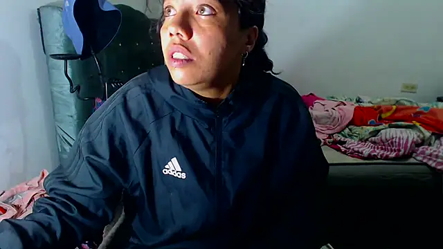 AmaraRoberts420 online show from 17, 12, 2025