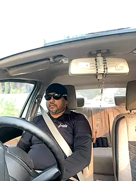 Dick 6inches online show from 3, 11, 2025