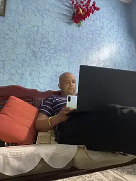 Dick 6inches online show from 20, 2, 2026