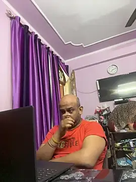 Dick 6inches online show from 8, 10, 2025