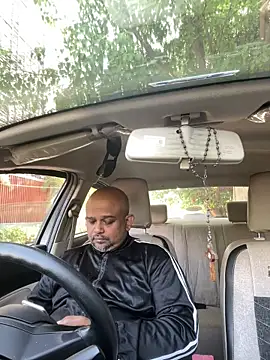 Dick 6inches online show from 14, 4, 2026