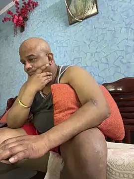 Dick 6inches online show from 23, 3, 2026