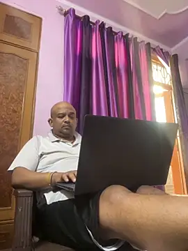 Dick 6inches online show from 11, 10, 2025