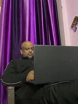 Dick 6inches online show from 6, 2, 2026