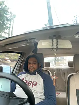 Dick 6inches online show from 26, 11, 2025