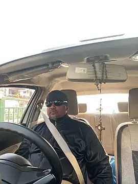 Dick 6inches online show from 7, 4, 2026