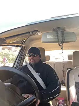 Dick 6inches online show from 5, 2, 2026