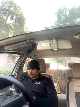 Dick 6inches online show from 15, 10, 2025