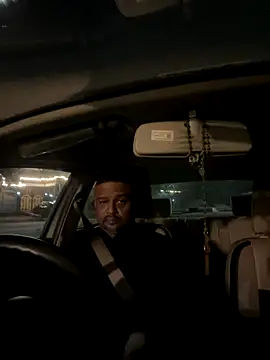 Dick 6inches online show from 19, 10, 2025