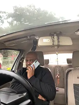 Dick 6inches online show from 21, 12, 2025