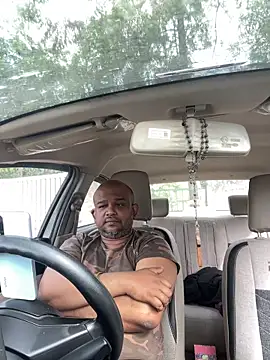 Dick 6inches online show from 15, 3, 2026