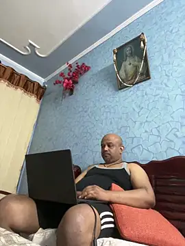 Dick 6inches online show from 8, 4, 2026