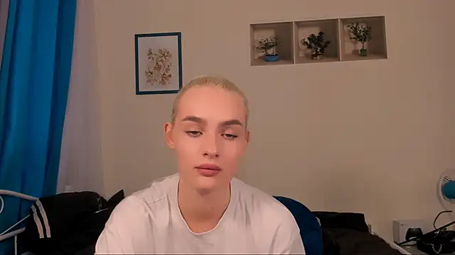 Snapshot of OliviaKisss chatting on 31, 5, 2026 OliviaKisss online show from 31, 5, 2026