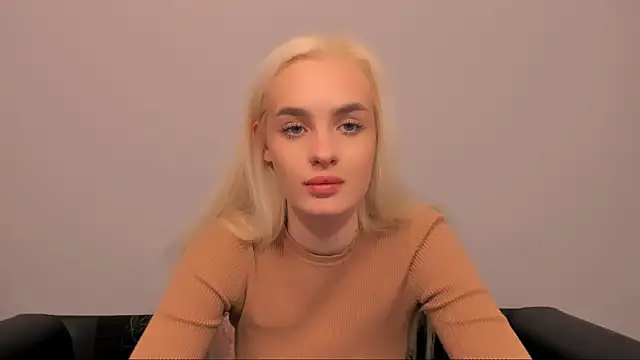 Snapshot of OliviaKisss chatting on 13, 3, 2026 OliviaKisss online show from 13, 3, 2026