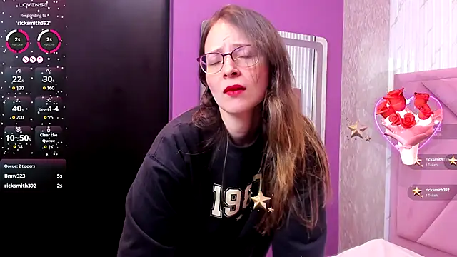 Snapshot of AmbeerWood_ chatting on 19, 10, 2025 AmbeerWood online show from 19, 10, 2025