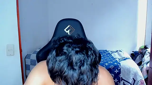 Snapshot of Tommy_Bred chatting on 17, 2, 2026 Tommy Bred online show from 17, 2, 2026