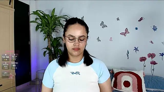 Snapshot of VICTORIABLACK_@xh chatting on 18, 5, 2026 VICTORIABLACK xh online show from 18, 5, 2026