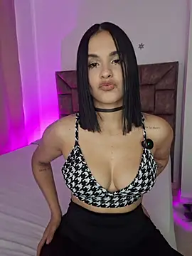 Snapshot of heyshaa chatting on 10, 7, 2026 heyshaa online show from 10, 7, 2026
