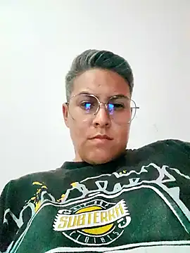 Yessi rousse online show from 2, 11, 2025