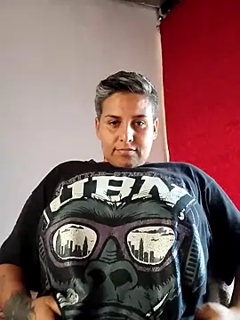 Yessi rousse online show from 15, 10, 2025