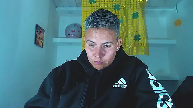 Yessi rousse online show from 18, 3, 2025