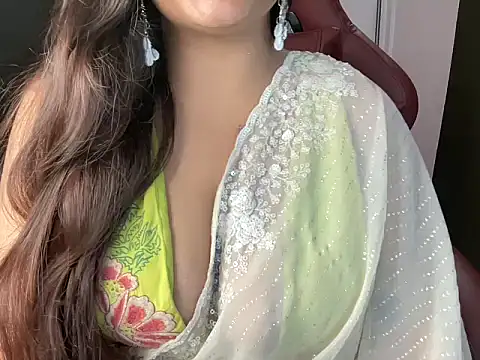 Snapshot of shanayaaa_1 chatting on 20, 2, 2026 shanayaaa 1 online show from 20, 2, 2026