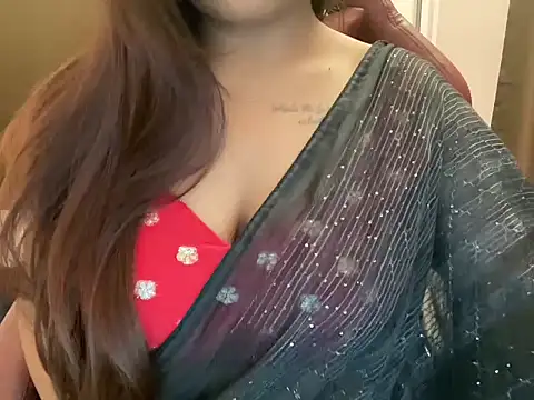 Snapshot of shanayaaa_1 chatting on 3, 3, 2026 shanayaaa 1 online show from 3, 3, 2026