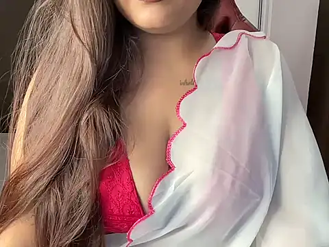 Snapshot of shanayaaa_1 chatting on 6, 2, 2026 shanayaaa 1 online show from 6, 2, 2026