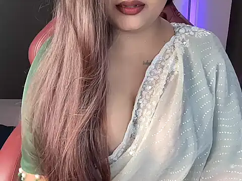 Snapshot of shanayaaa_1 chatting on 2, 3, 2026 shanayaaa 1 online show from 2, 3, 2026