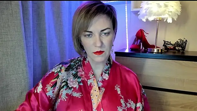 feliziaDesire online show from 2, 10, 2025