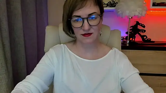 feliziaDesire online show from 4, 12, 2025