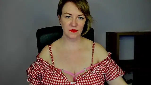 feliziaDesire online show from 15, 4, 2026