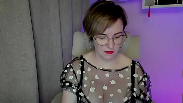 feliziaDesire online show from 6, 6, 2026