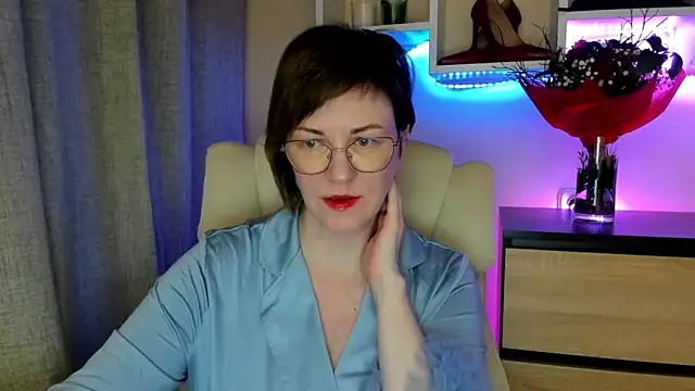 feliziaDesire online show from 18, 2, 2026