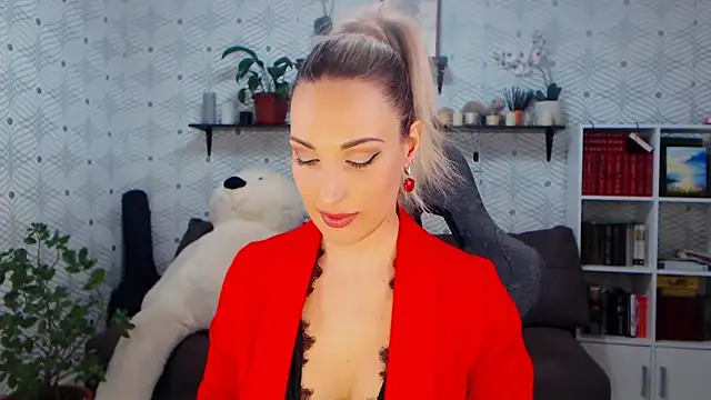 MillaXQueen online show from 19, 3, 2026