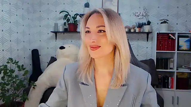 MillaXQueen online show from 25, 3, 2026