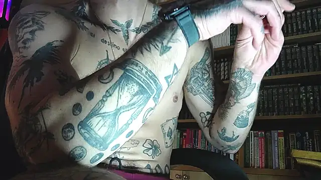 Snapshot of FindomJason chatting on 18, 7, 2026 FindomJason online show from 18, 7, 2026