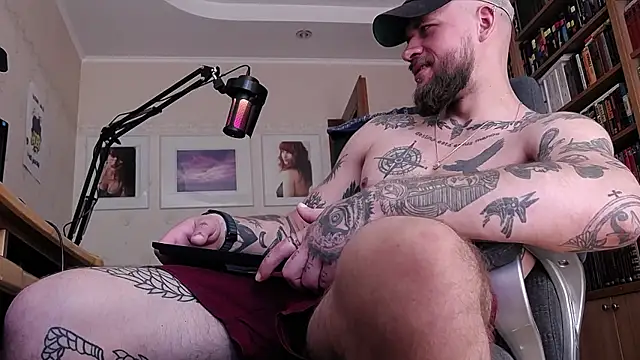 Snapshot of FindomJason chatting on 21, 6, 2026 FindomJason online show from 21, 6, 2026