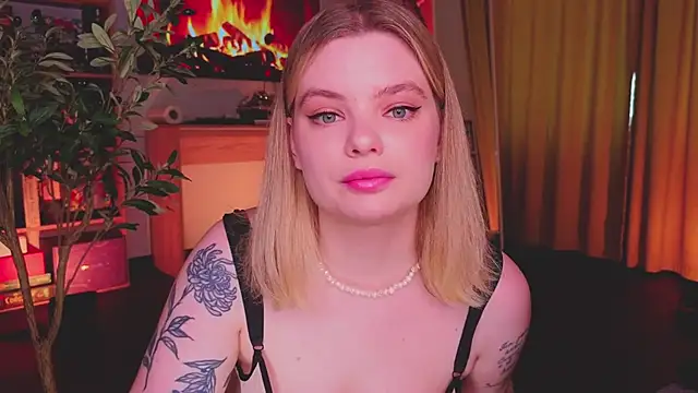Hottie Jane online show from 28, 6, 2026