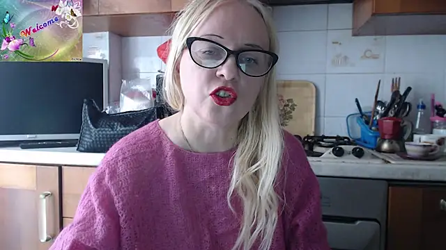 martachatte online show from 1, 10, 2025