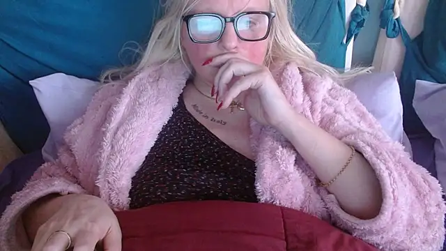 martachatte online show from 8, 5, 2026