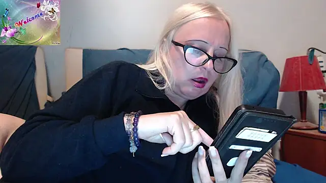 martachatte online show from 21, 10, 2025