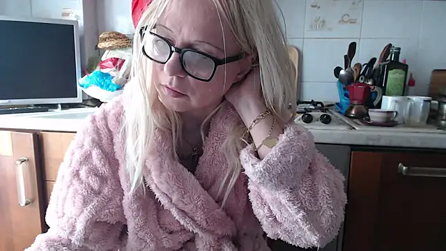 martachatte online show from 10, 2, 2026