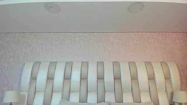 Snapshot of Rebeca_jones chatting on 4, 5, 2026 Rebeca jones online show from 4, 5, 2026